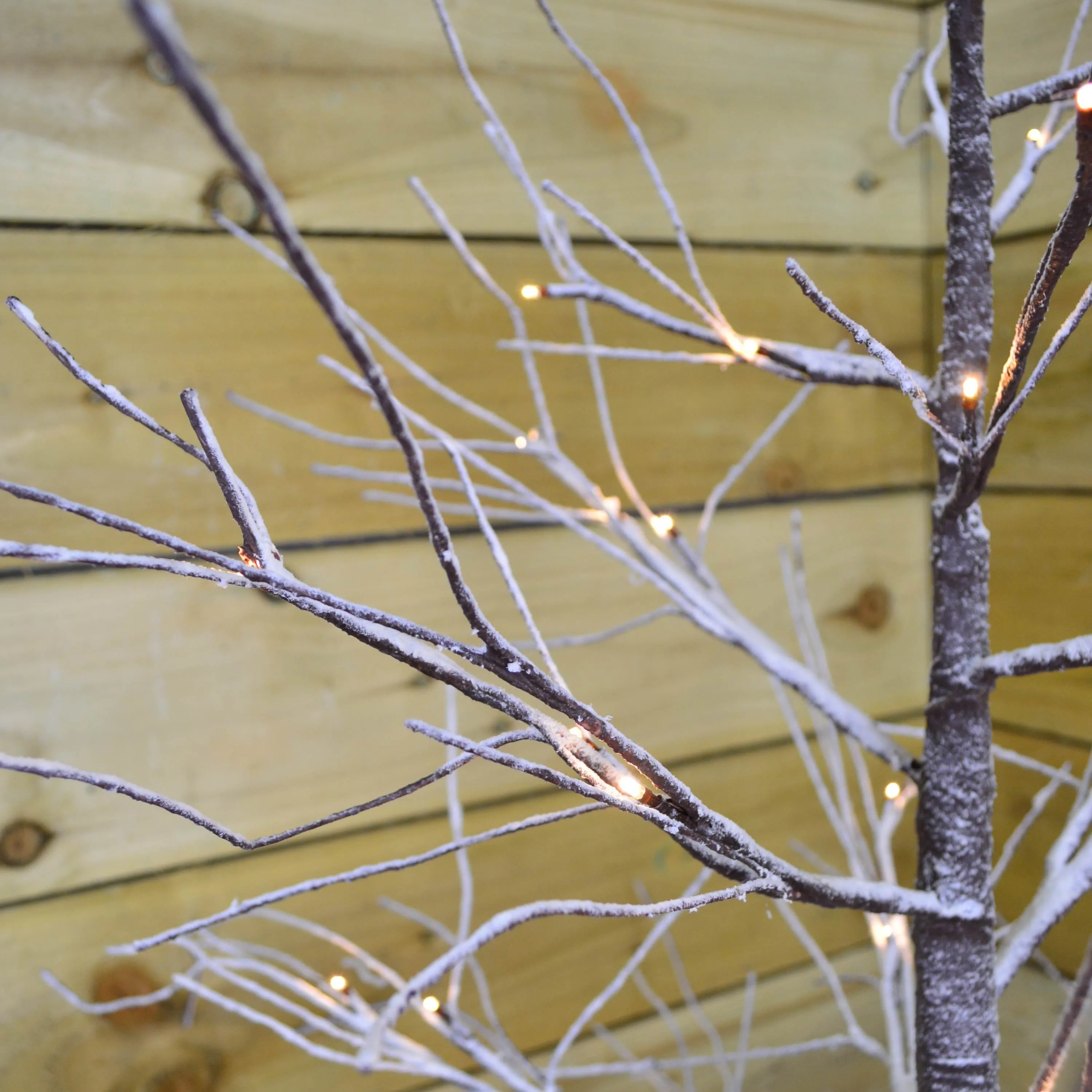 125cm Christmas LED Brown Lifelike Tree with Snow (48 Warm White LED Lights)