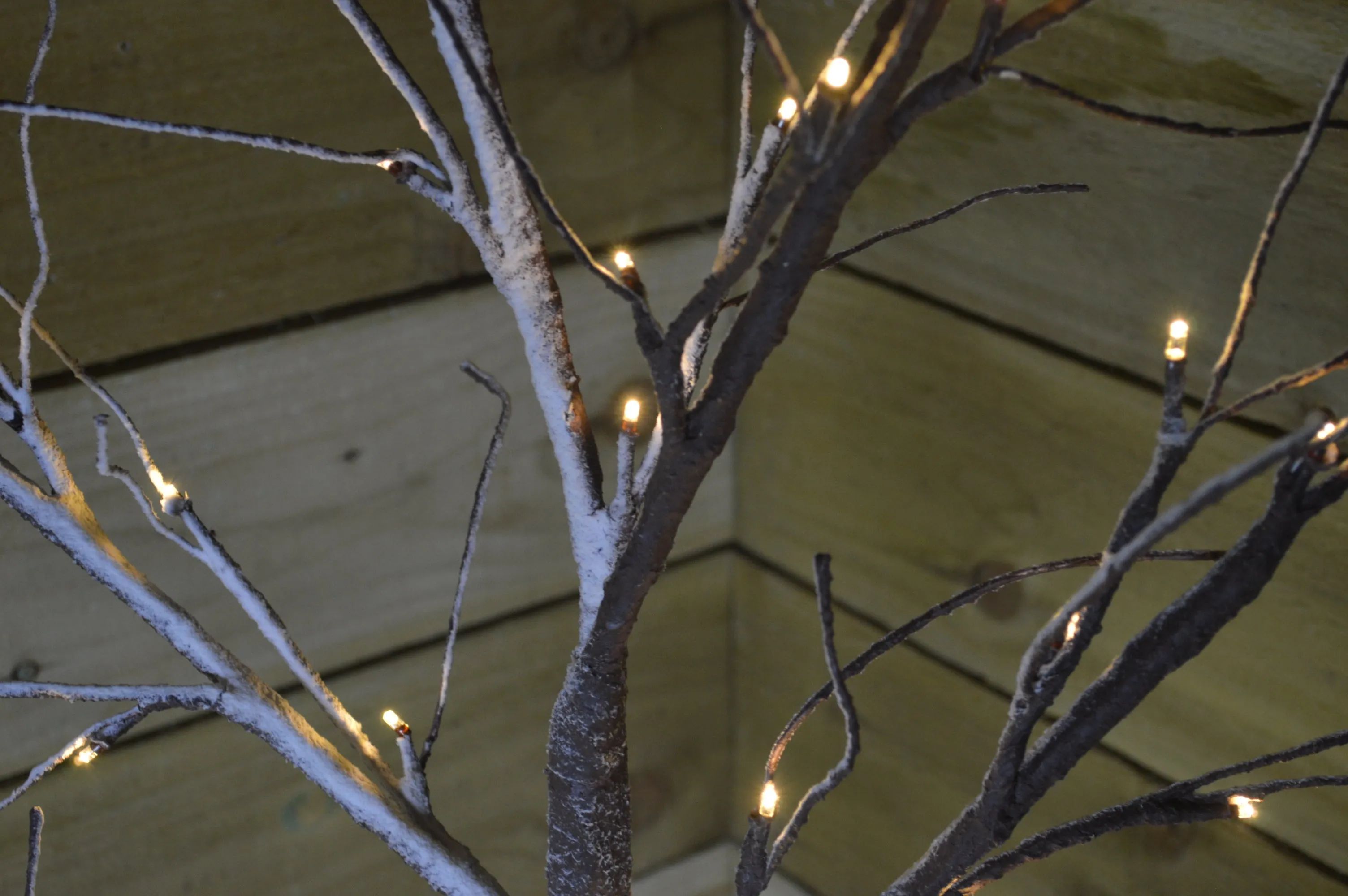 1.25m Indoor /Outdoor Tree With Snow Warm White LED Lights Christmas Decoration