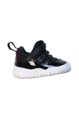 Air Jordan Slip Ons 3-6M (EU17)