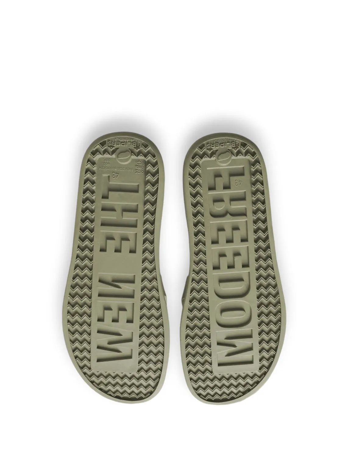 B/Flip-Flops Sandals