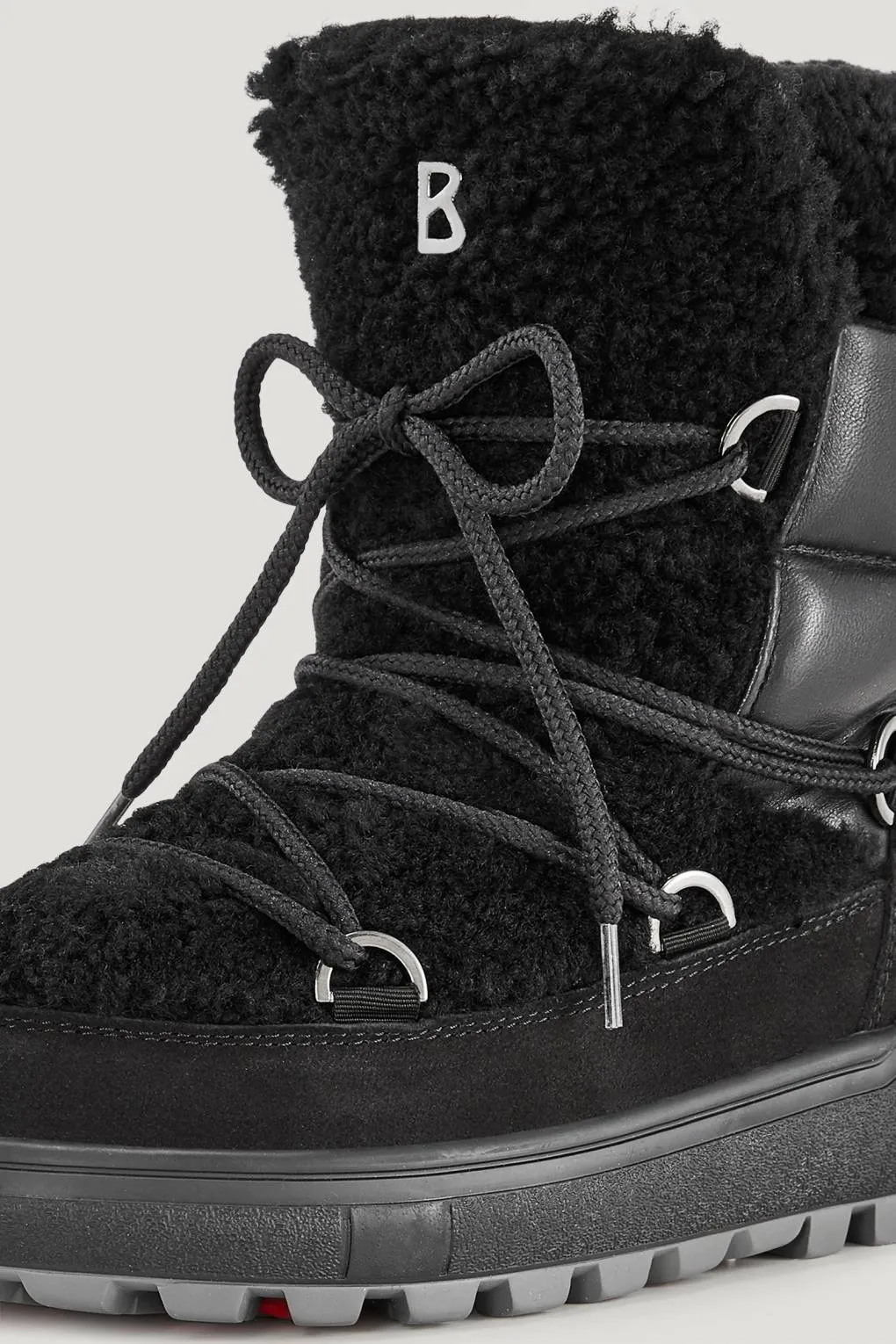 Chamonix 3 Boots - Black