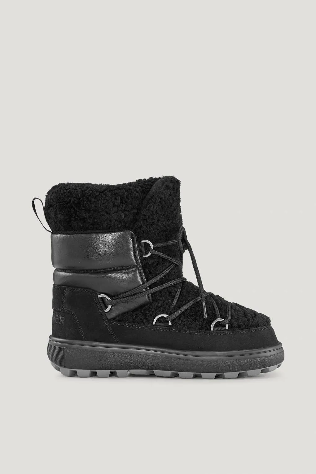 Chamonix 3 Boots - Black