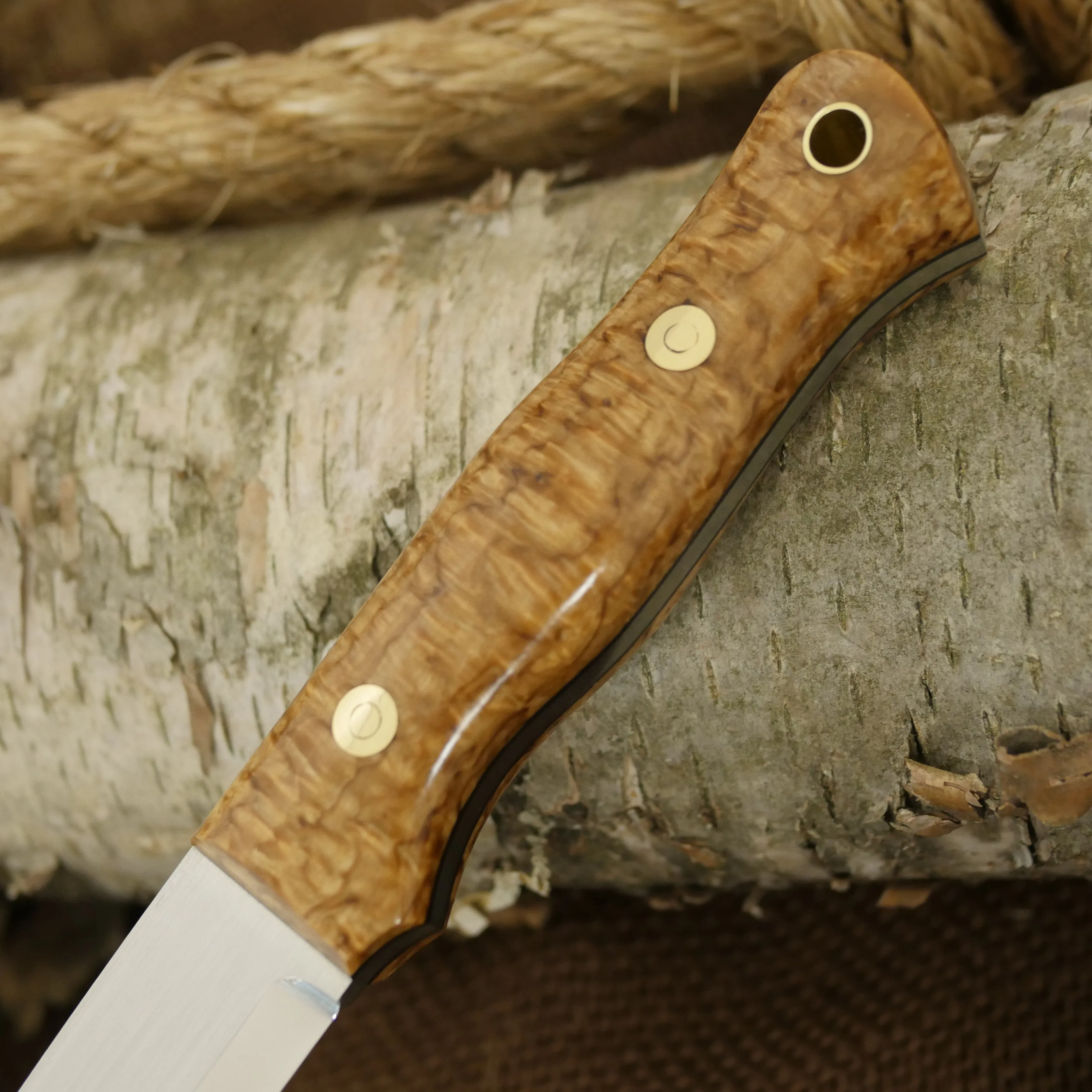 Classic: Karelian Birch & Black
