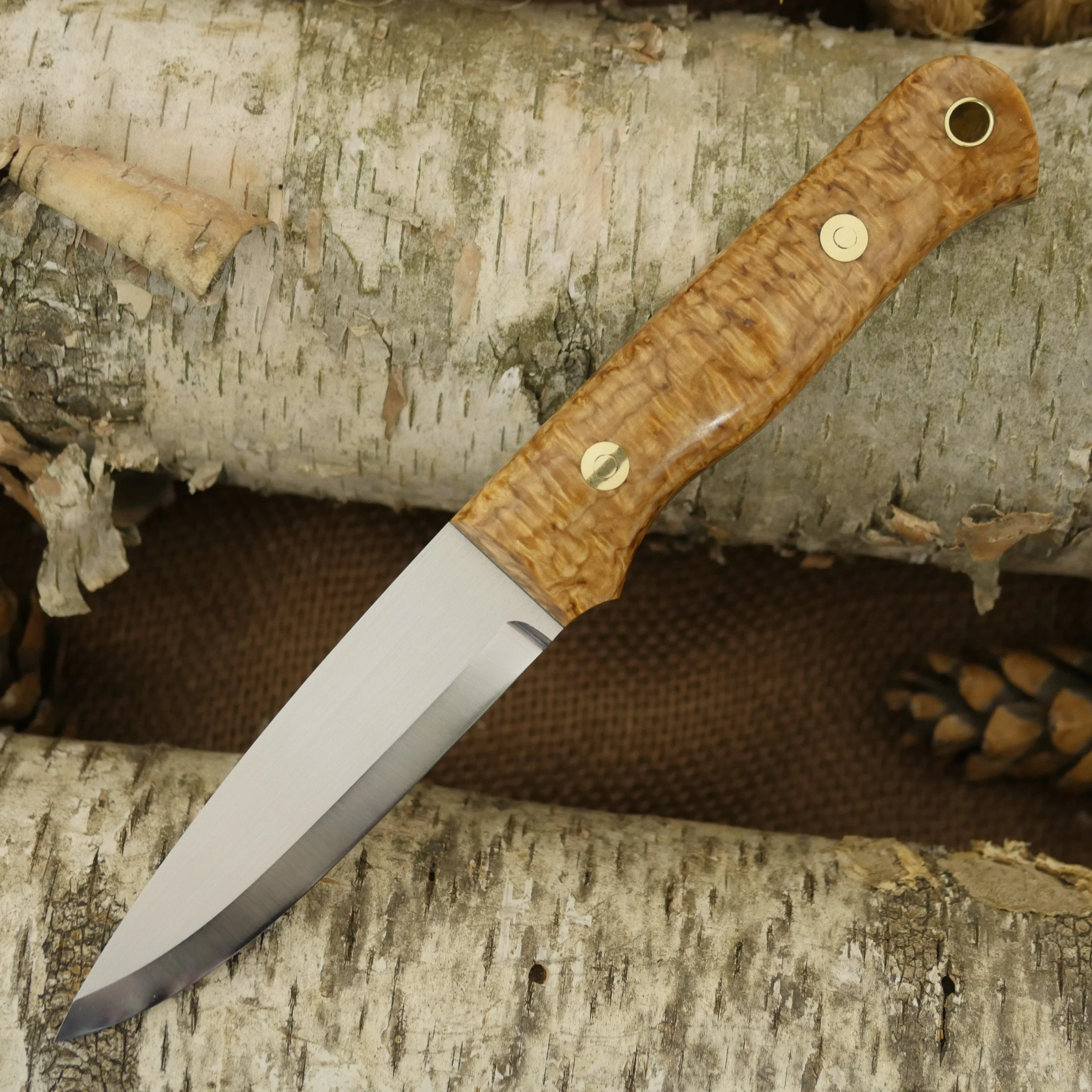Classic: Karelian Birch & Black