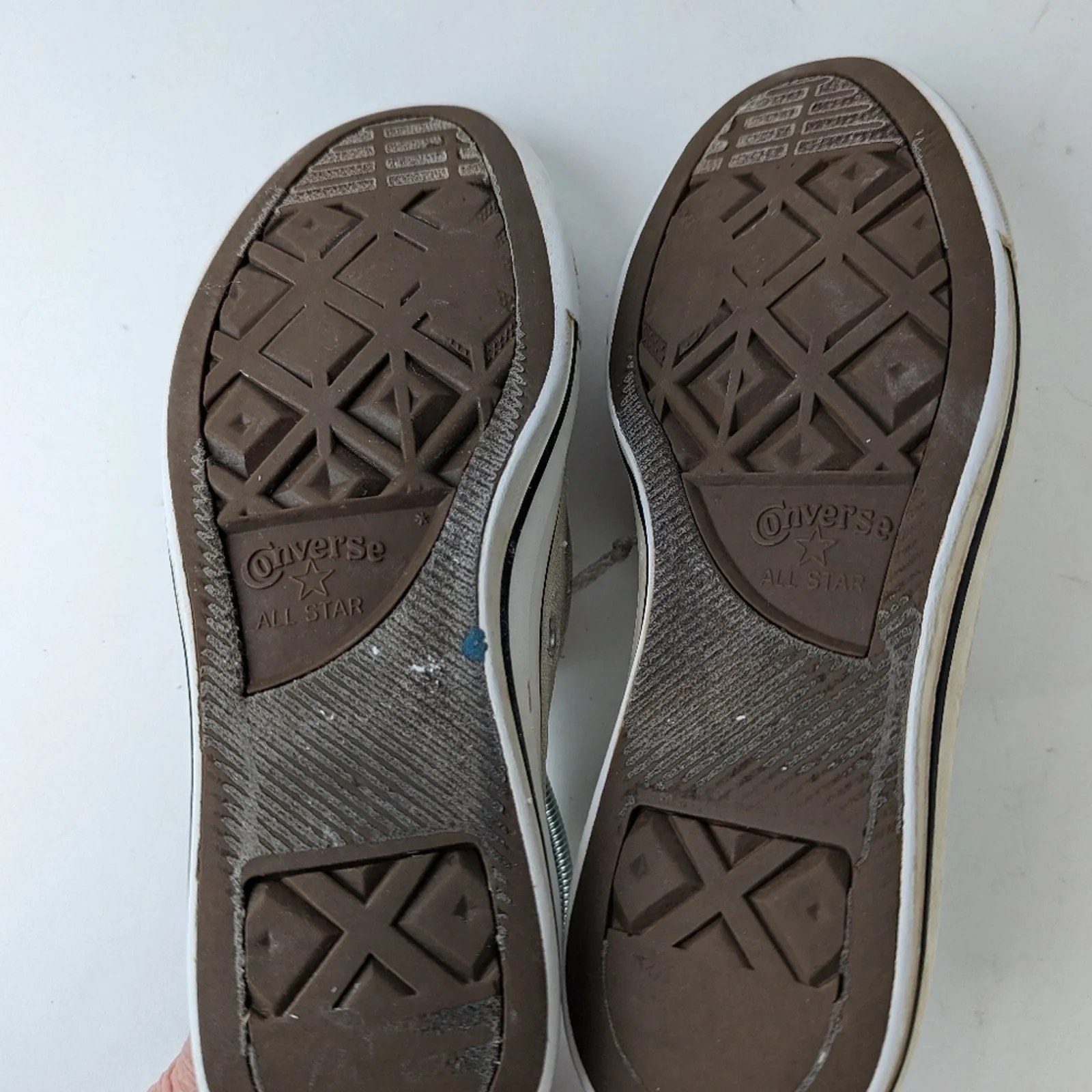 Converse Chuck Taylor Shoreline Sneakers 8.5