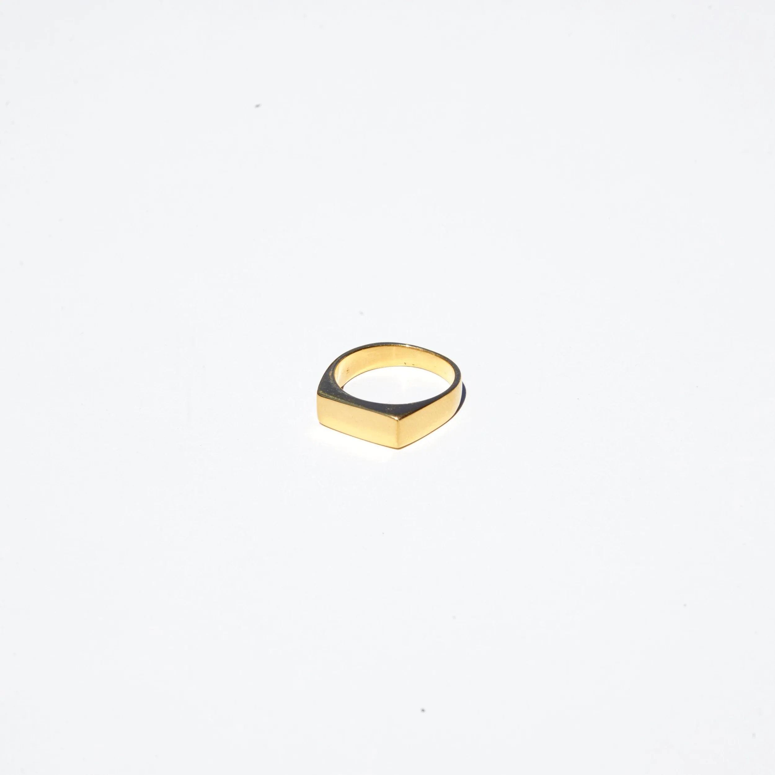 Malboro Pinky Ring in Gold