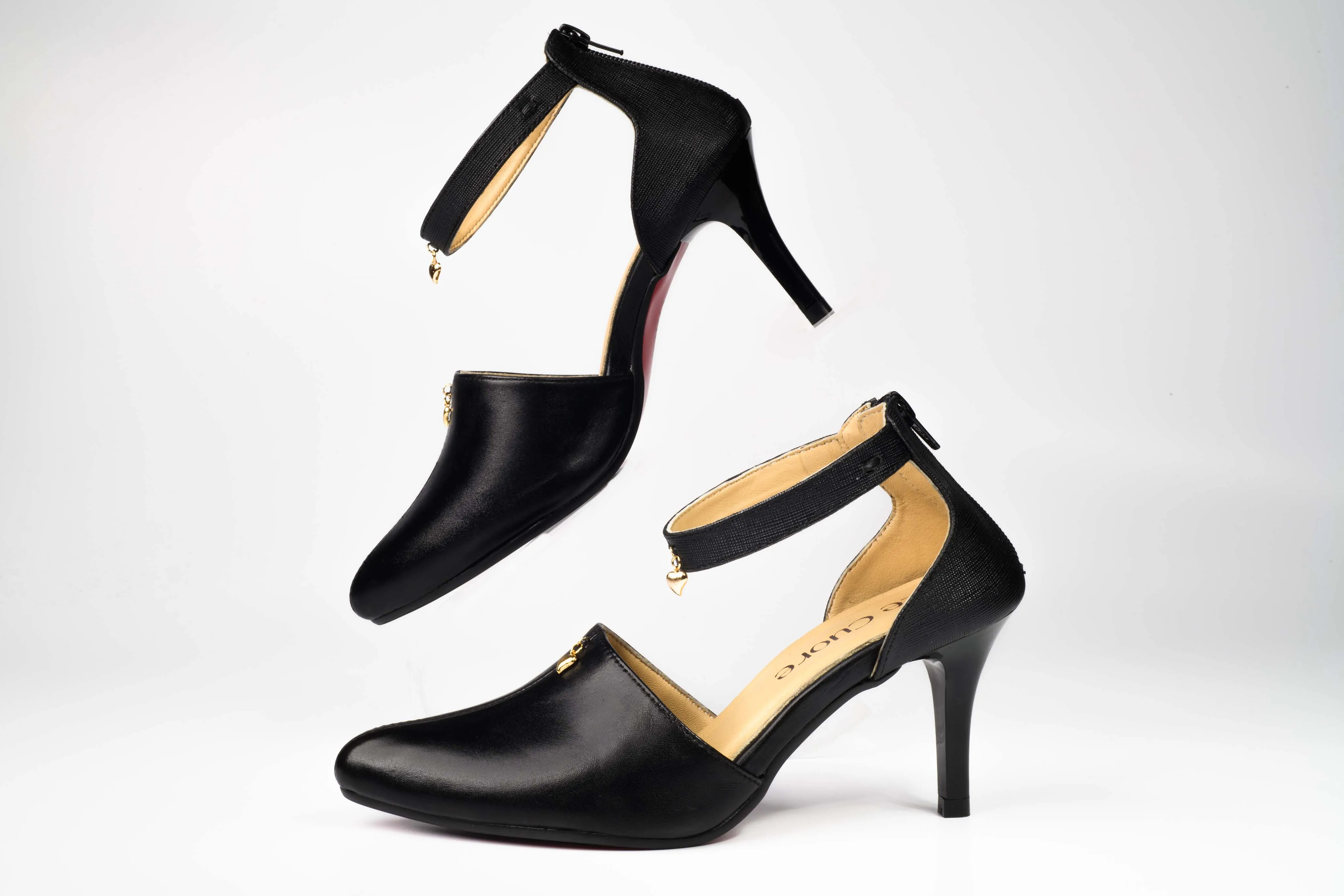 Shoeful Glam: Priscilla