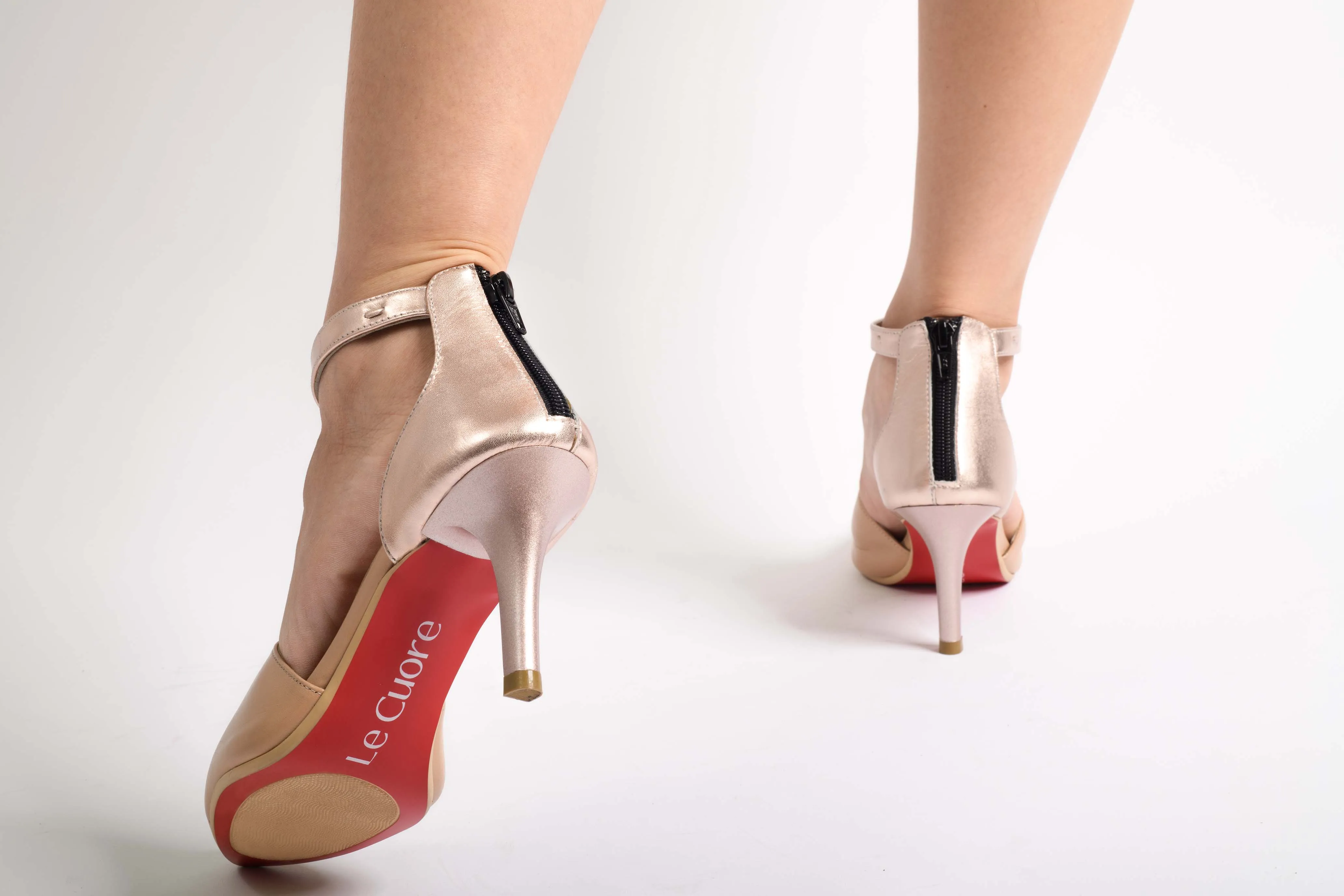 Shoeful Glam: Priscilla