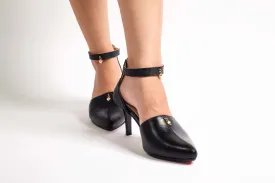 Shoeful Glam: Priscilla