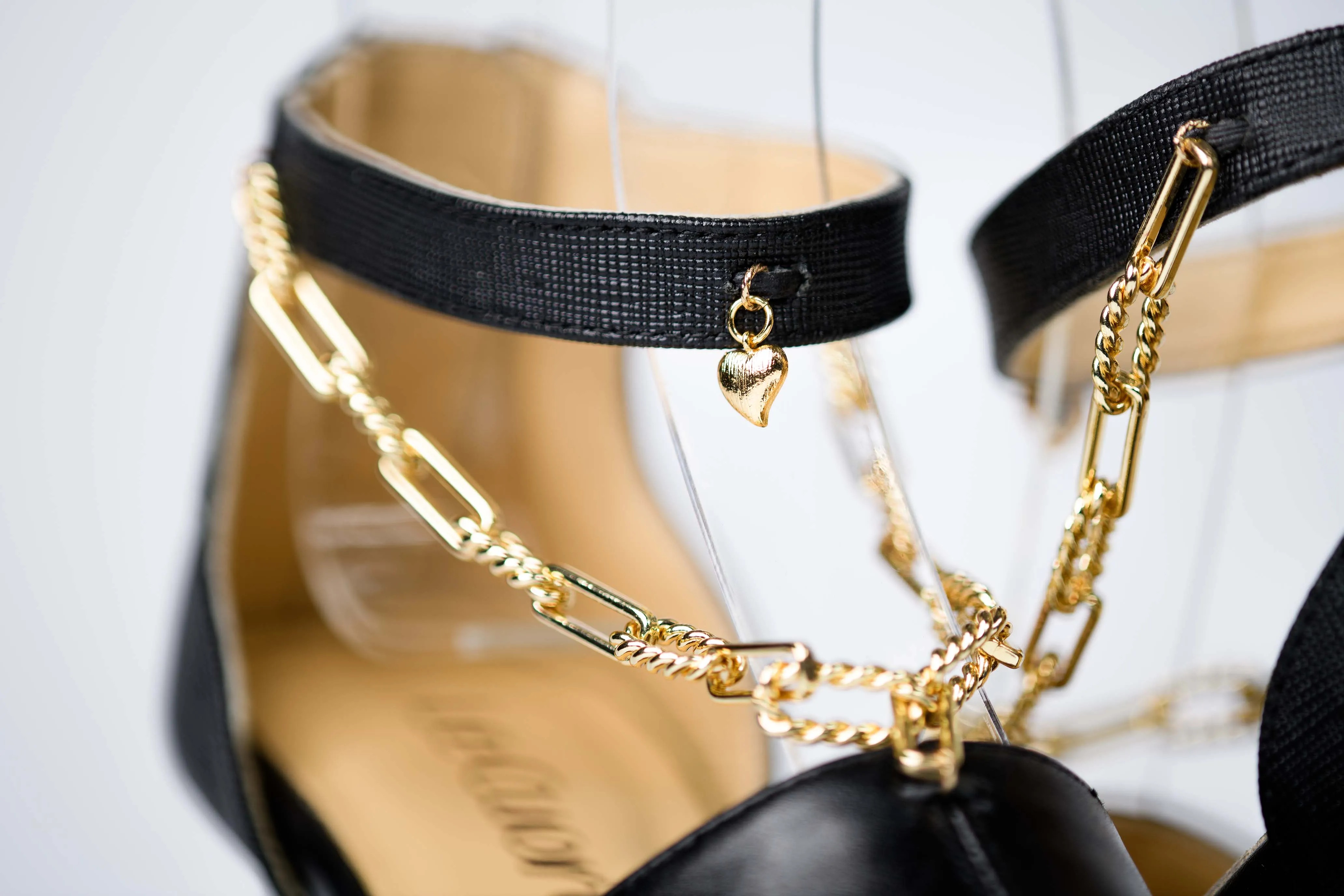 Shoeful Glam: Vanessa