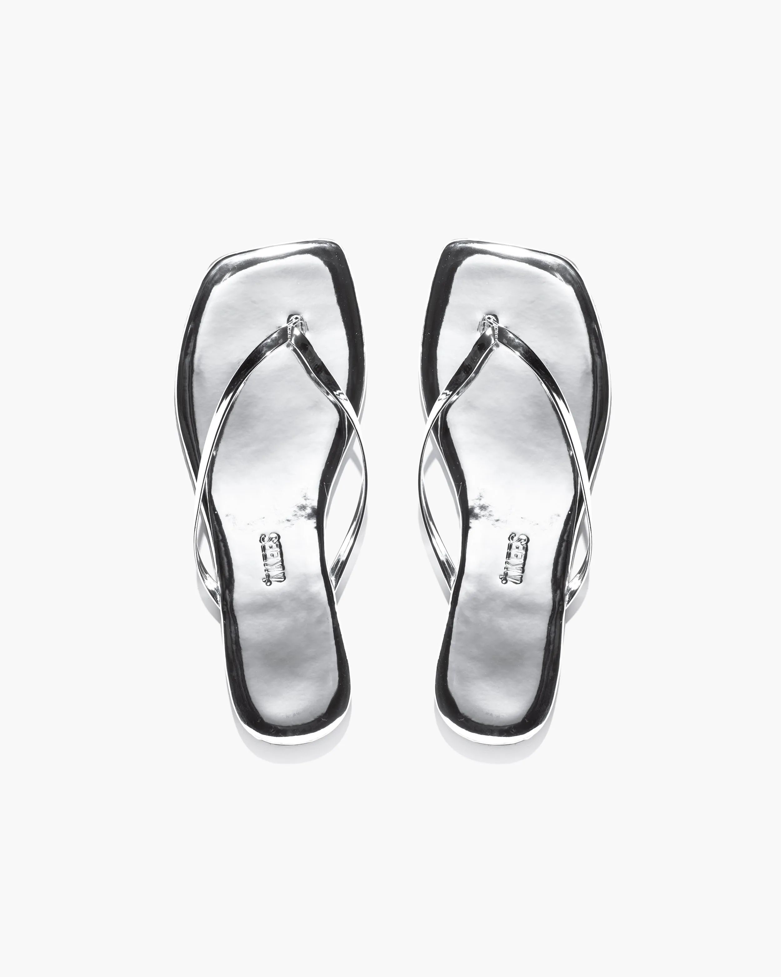 Square Toe Lily Mirror - Chrome